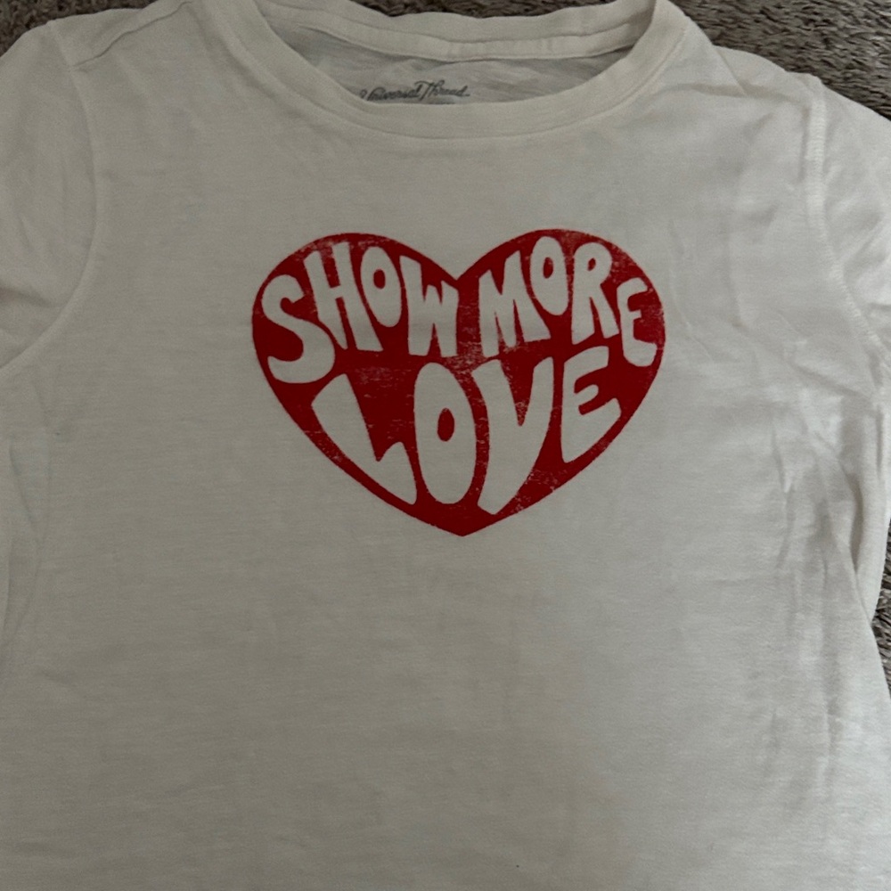 Universal Thread Kids Tee - White with Red Heart Design